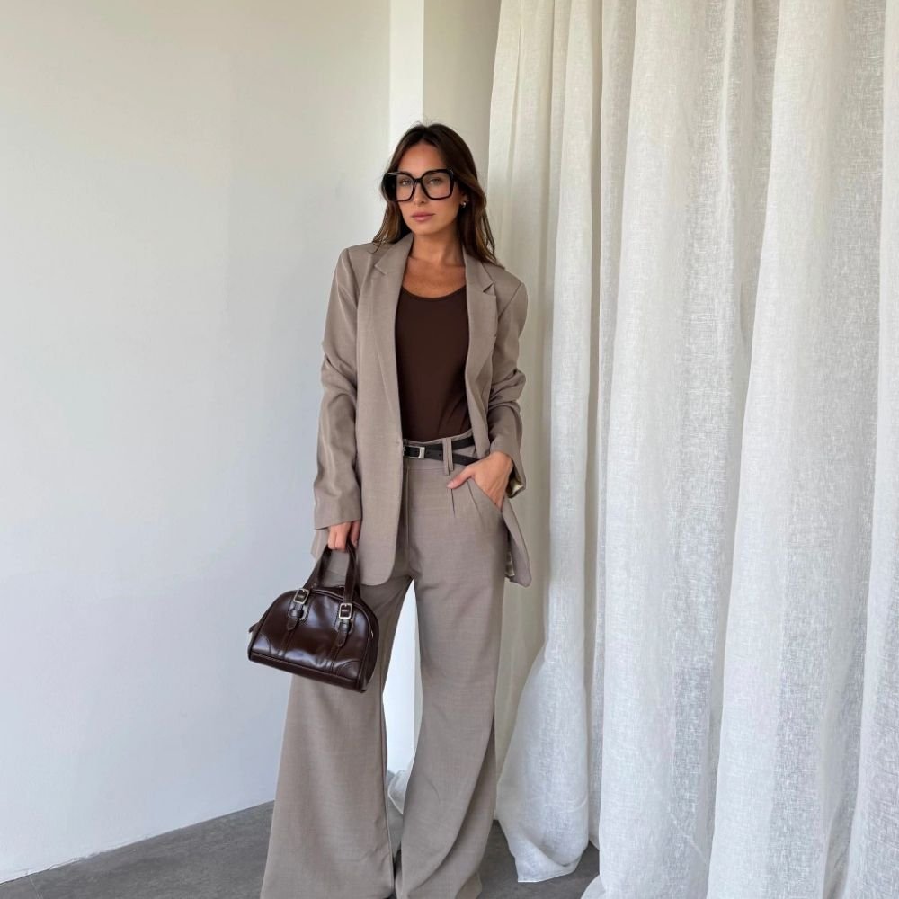 Blazer Blur - Image 4