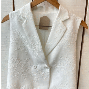 Chaleco bordado